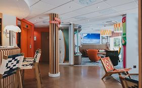 Surf Club Hotel By Akena - Grande Plage